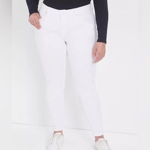 Lane Bryant sz 14 white stretch ankle length jean